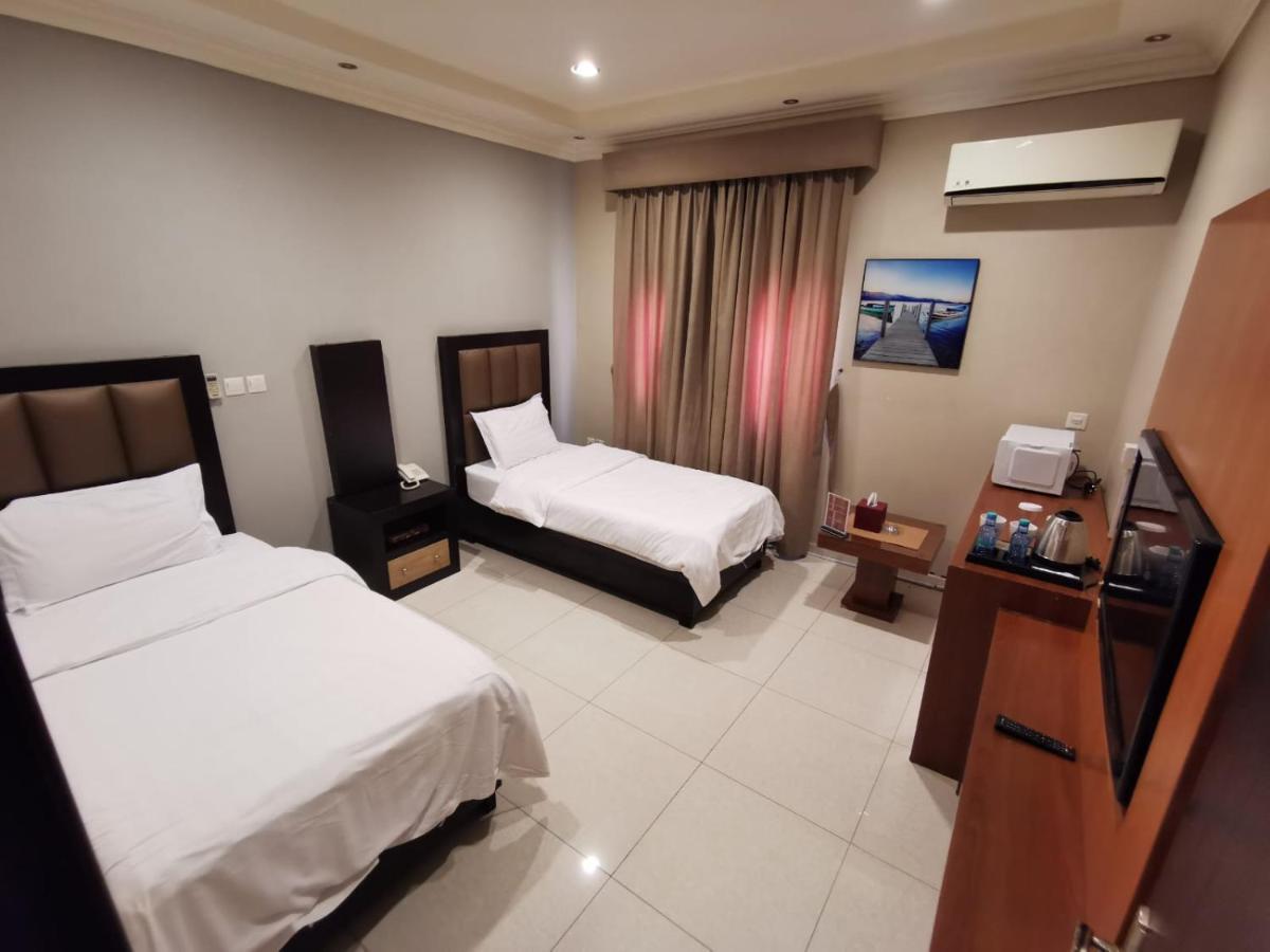 Ashbonh Hotel Suites Riaad Buitenkant foto