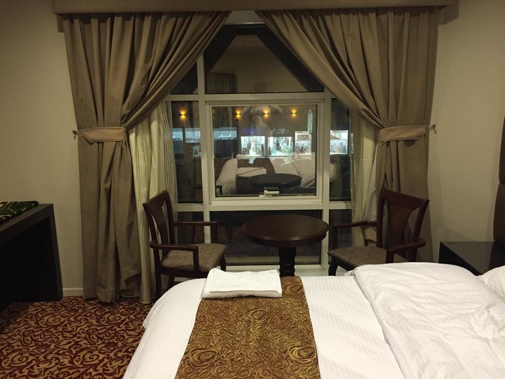Ashbonh Hotel Suites Riaad Kamer foto