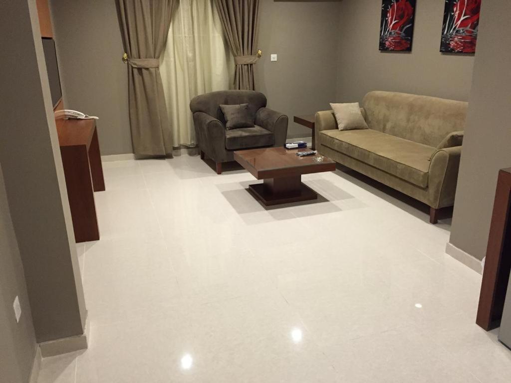 Ashbonh Hotel Suites Riaad Buitenkant foto