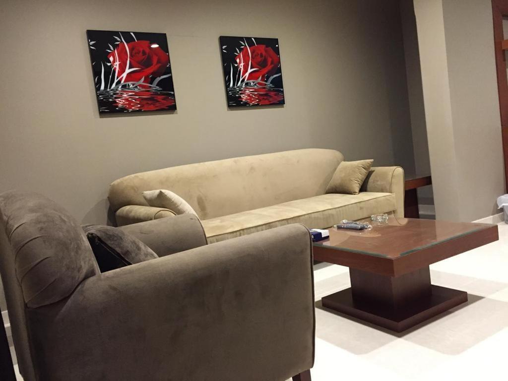 Ashbonh Hotel Suites Riaad Buitenkant foto